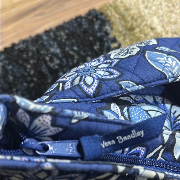 Vera Bradley Trio Zip Hipster Crossbody Bag in Tropic Tapestry Blue Floral EUC - Picture 7 of 11